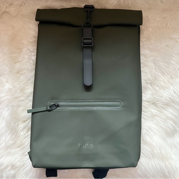 New! RAINS Waterproof Rolltop Rucksack Backpack - Picture 8 of 13